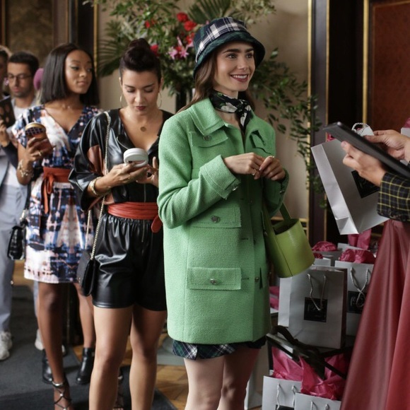 Gorgeous Chanel ‘Candy Land’ tweed jacket - Picture 14 of 16